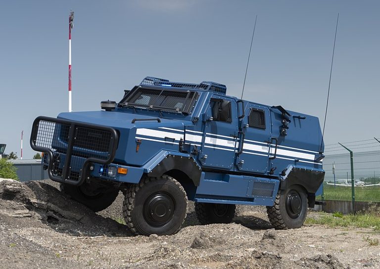 Véhicule blindé de la gendarmerie