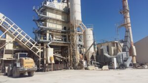 Solutions Hardox® et acier rechargé pour vos centrales d’enrobés