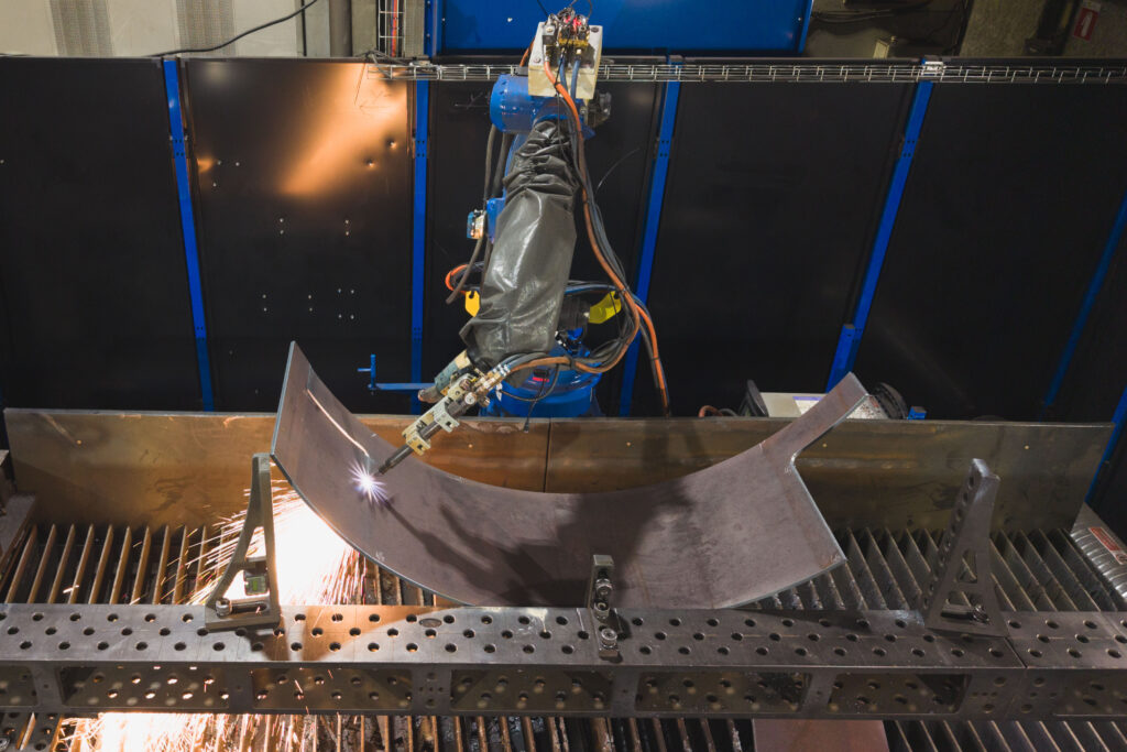 Robot d'oxycoupage haute précision